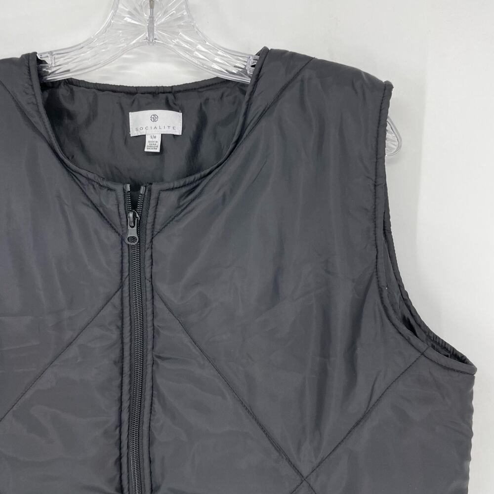 Socialite Black Puff Vest Size Small/Medium - Picture 3 of 6
